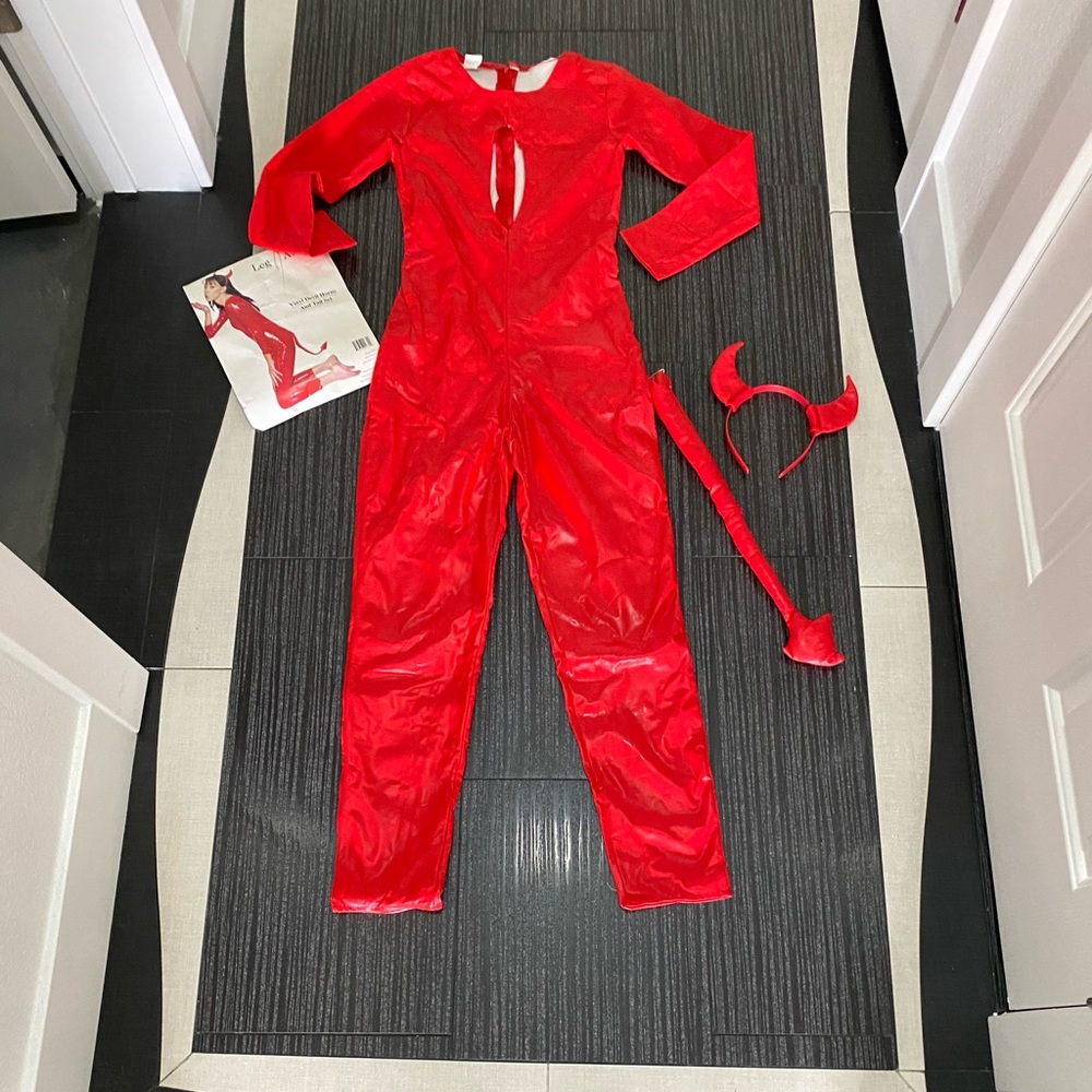 Size S Vinyl Sexy Cut Out Front with Tail & Horn